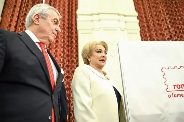 Tăriceanu, momit să o susțină pe Dăncilă. Foto Alexandru Bușcă