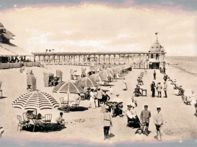 În anii 1900, Mamaia la fel de „fiță” ca acum. Cea mai scumpă cazare, peste 50% din salariul mediu - Foto: constanta-imagini-vechi-blogspot.ro