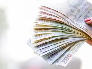 Pensionarii de lux ai României, încă un bonus din 2023. Vor primi sume mai mari cu 10% lunar - FOTO: Profimedia