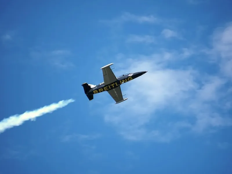 Premierul Spaniei și președintele Lituaniei, evacuați dintr-o bază NATO survolată de un avion rus/FOTO: Unsplash