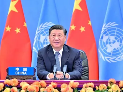 Pandemmia i-a adus lui Xi Jinping „măreția națională” alături de Mao Zedong/foto: wsj