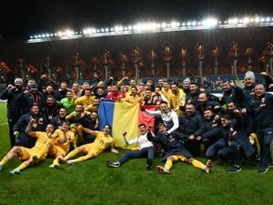 România s-a calificat la un turneu final de fotbal după 8 ani. Reacția tricolorilor în vestiar - Foto: Facebook: Echipa națională de fotbal a României