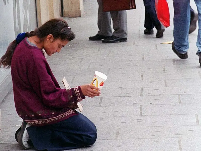 Cerșetoare minoră/FOTO: gandul.info