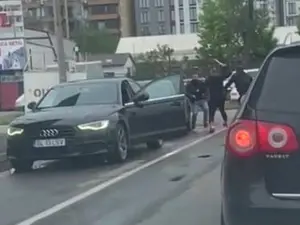 Urmărire și bătaie în trafic ca în filme, în Galați. Un bărbat și-a tăiat verișorul cu maceta - Foto: Facebook/Pro Lider FM