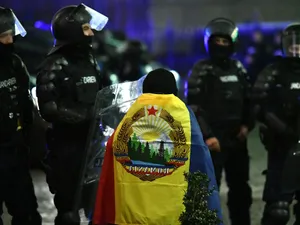 Cinci deputaţi AUR sunt aşteptaţi la Parchet, legat de violenţele de duminică seară - Foto: INQUAM PHOTOS/Eduard Vînătoru