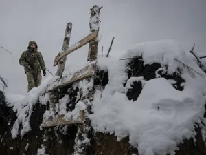 Cum se întoarce un soldat ucrainean de pe frontul înghețat - Foto: Profimedia Images