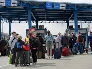 Aproape 4,7 milioane de ucraineni au fugit de ororile războiului doar prin România până în prezent - Foto: Profimedia Images