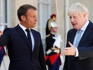 Emmanuel Macron și Boris Johnson/FOTO: Reuters