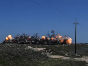 VIDEO Rusia a bombardat o bază militară din vestul Ucrainei, la numai 15 km de Polonia/FOTO: profimediaimages.com