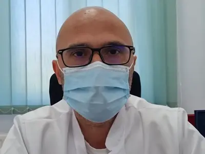 Medic: Valul cinci ar putea fi unul extrem din cauza ratei scăzute de vaccinare/FOTO: Facebook/CristianOancea