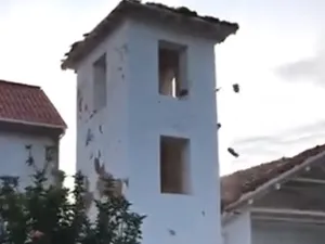 Seismul a distrus mai multe clădiri. FOTO: Captură video