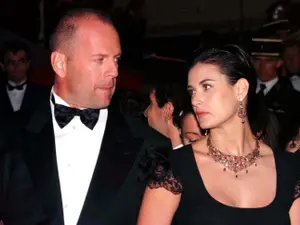 VIDEO Bruce Willis se retrage din filme. Are o boală care îl împiedică să vorbească și să citească / closer