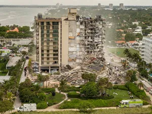 24 de locatari ai blocului au murit în urma prăbușirii. FOTO: Miami Herald