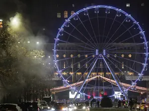 Târgul de Crăciun din Piața Constituției se va închide peste câteva zile - Foto: INQUAM Photos/Sabin Cirstoveanu - cu rol ilustrativ