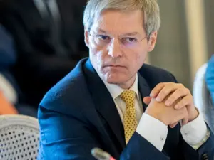 Cioloș cere capul lui Daea pentru modul dezastruos” în care a negociat compensaţiile fermierilor - Foto: Facebook / Dacian Cioloș