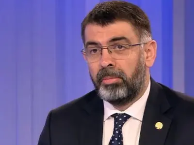 Robert Cazanciuc a prezentat „cartea neagră”