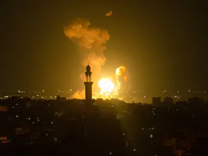 Noapte „albă” în Israel: Iron Dome a doborât zeci de rachete ale „JI”. Armata a bombardat Gaza. / Foto: Profimedia