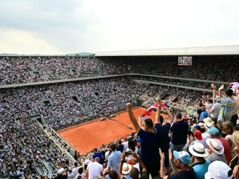 Bijuterii de mii de euro furate de pe arena Roland-Garros. Hoții au luat și bani  - Foto: Roland-Garros