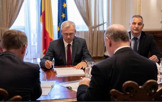 Liviu Dragnea, cu mâna sa dreaptă Mircea Drăghici