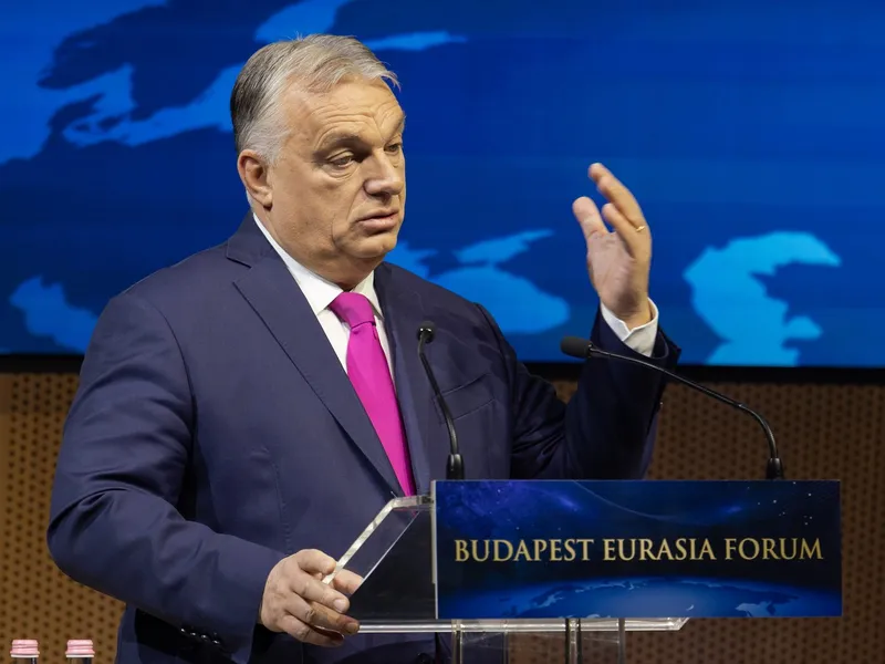 Viktor Orban: "Războiul e iminent. Rachetele Rusiei pot lovi în orice țară de lângă Ucraina" - Foto: Profimedia images