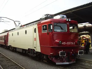 CFR Călători mai scoate locomotive pentru intervenții în caz de probleme cauzate de condiții meteo extreme - Foto: Wikimedia Commons