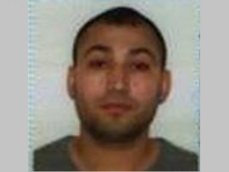 Vasile Iroftei (31 de ani) este cătutat în Anglia pentru abuz sexual Foto: Thames Valley Police