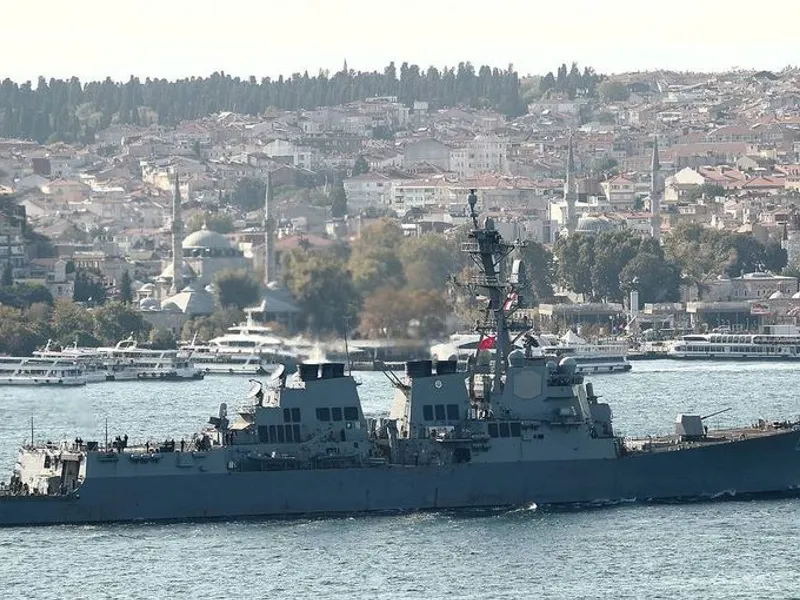 USS Roosevelt, în drum spre Marea neagră/Foto: Reuters