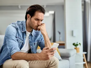 Escrocherie pe telefon care este greu de controlat: ”Bună, tată! Sunt eu!” Ce se întâmplă apoi? - Foto: freepik (rol ilustrativ)