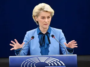 Șefa CE: Rusia va pierde accesul pe piețele financiare și la produse avansate daca atacă Ucraina/FOTO: Twitter/Ursula von der Leyen