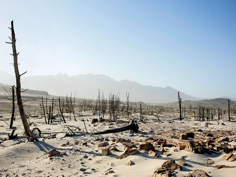 Barajul Theewaterskloof din Villiersdorp, Africa de Sud, în timpul secetei din februarie 2018