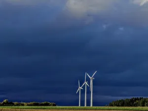 METEO VA fi ultima zi de primăvară. Se întorc ninsorile în următoarele zile în țară foto: Freepik (fotografie cu caracter ilustrativ)