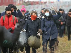 Belarusul nu vrea un conflict la frontiera cu Polonia și vrea să trimită migranții înapoi acasă/FOTO: ft.com