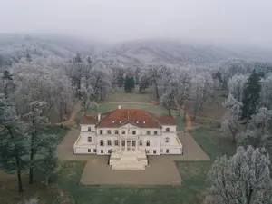 Domeniul Regal de la Săvârşin îşi va deschide porţile pentru vizitatori din luna mai până la sfârşitul lunii octombrie. / Foto: news.ro