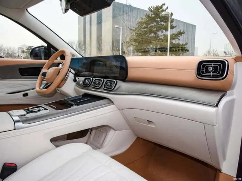 Chinezii au făcut un fel de „BMW X5 – Audi Q7 – Range Velar”. Chery Tiggo 9 SUV costă 23.000 $. - Foto: carnewschina.com