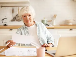 Distribuirea adeverințelor cu pensia recalculată, încheiată OFICIAL. Număr uriaș de pensionari NU le-au primit Foto: Freepik (fotografie cu caracter ilustrativ)