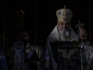 Patriarhul Daniel: Prin învierea Sa, Hristos vindecă pe om de moarte şi de stricăciune - Foto: INQUAM PHOTOS / Bogdan-Ioan Buda