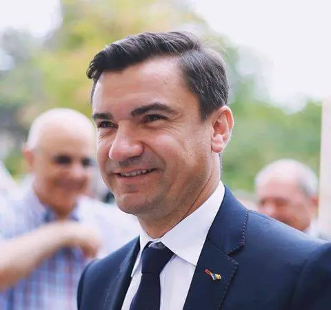 Primarul PNL al Iașiului, Mihai Chirica