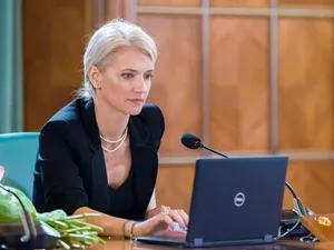 Ministrul Justiţiei, Alina Gorghiu: „Comisia Europeană a clasat două proceduri de infringement” Foto: facebook/ Alina Gorghiu