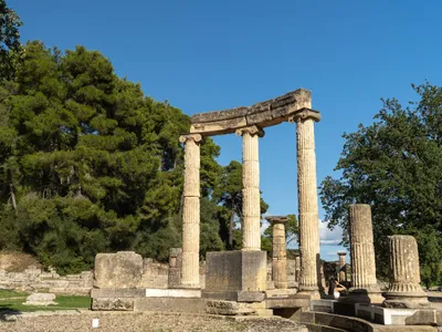 Ruinele templului Philippeion din situl arheologic Olympia, Grecia, unde au avut loc Jocurile Olimpice antice. - Foto: Profimediaimages.ro