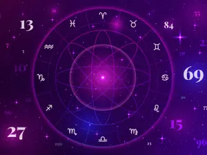 HOROSCOP OCTOMBRIE. Pentru care zodii se nasc povești de iubire? Ce schimbări vor fi la muncă - Foto: Freepik (rol ilustrativ)