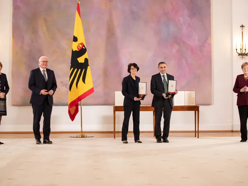 Ugur Sahin și Ozlem Tureci au primit Ordinul de Merit al Germaniei/Foto:ft.com