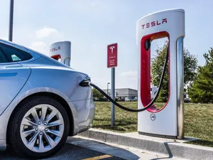 Supercharger Tesla / Foto: Profimedia