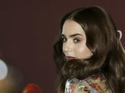 Lily Collins din Emily in Paris mama pentru prima dată. Criticată de fani pentru mama surogată - Foto: Profimedia Images (imagine cu rol ilustrativ