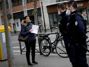 Parisul și mai multe zone din nordul Franței reintră în carantină COVID pentru o lună. / Foto: voanews.com