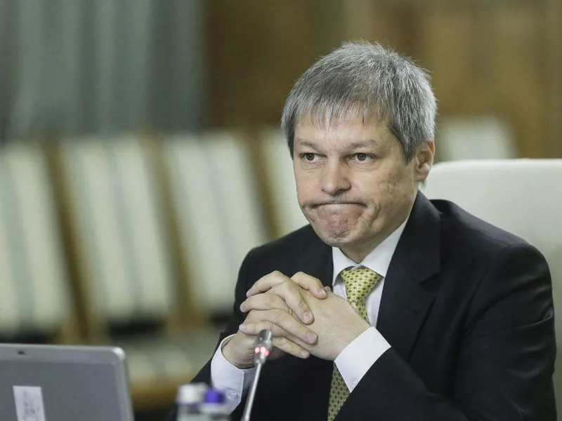 Cioloș face apel la parlamentari să treacă peste orgolii politice/foto: Inquam Photos / Octav Ganea