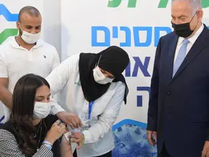 Din Israel, cu speranță: cei vaccinați au șanse minime să mai contracteze virusul Foto: Facebook Benjamin Netanyahu