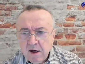 Ion Cristoiu, susținând, pe YouTube, că trăim în „Babuinia”, criticând vaccinul anti-COVID. Captură foto YouTube