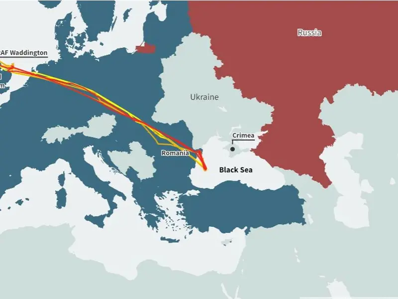 Avioanele de spionaj ale NATO s-au întors în România, vizând ținte în Crimeea - Foto: Flightradar24/geoBoundaries