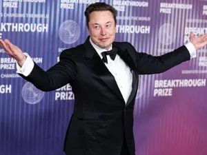 Elon Musk oferă salariu de 25.000$ lună. Românii pot aplica și vor munci de acasă. În ce condiții Foto: Profimedia Images (fotografie cu caracter ilustrativ)