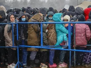 Guvernul irakian își mută migranții de la granița cu Belarus/foto: eunews